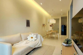 Sky Heaven Design 3 Pax, 5 Min to DesaPark City